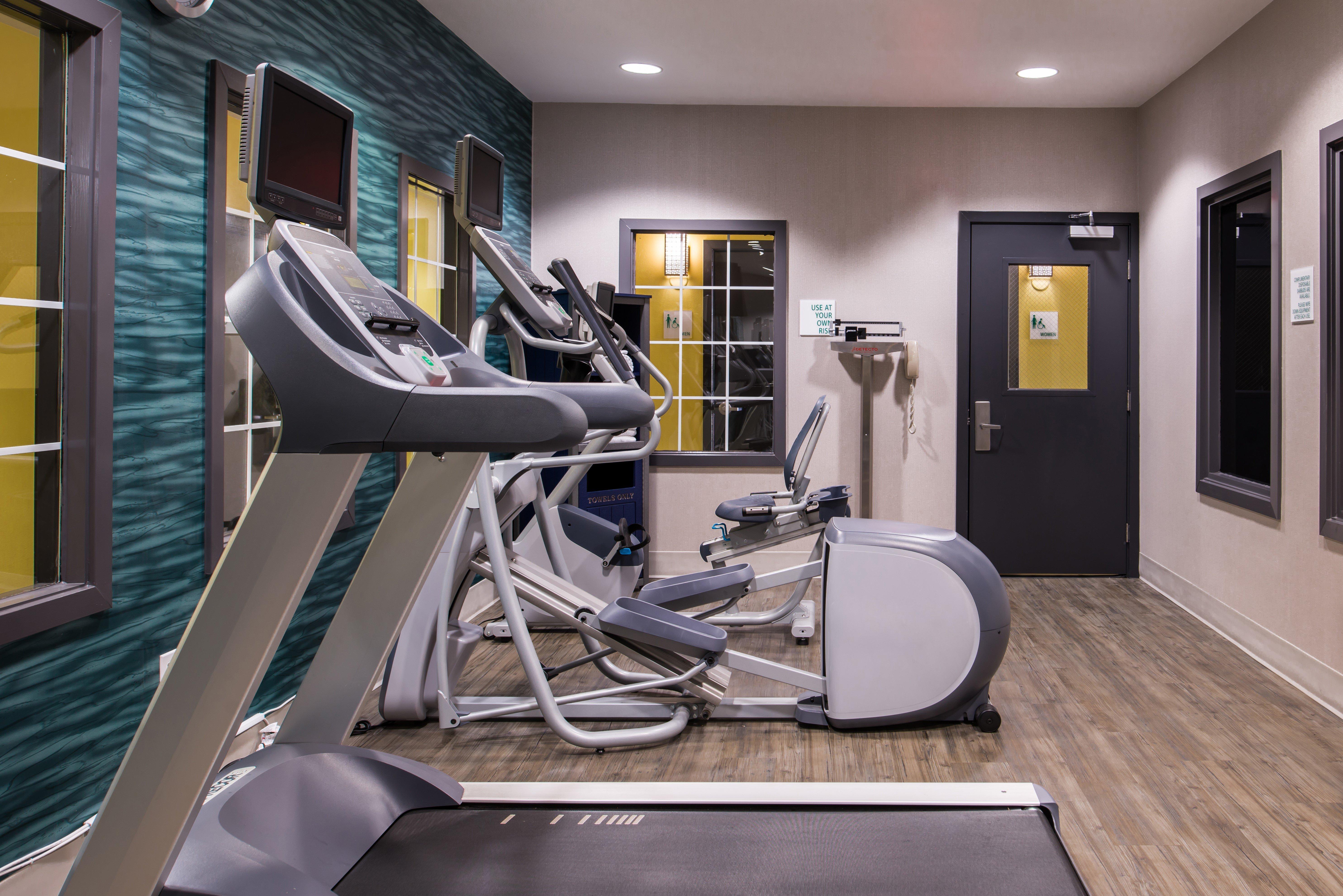 Holiday Inn And Suites Addison By Ihg Экстерьер фото