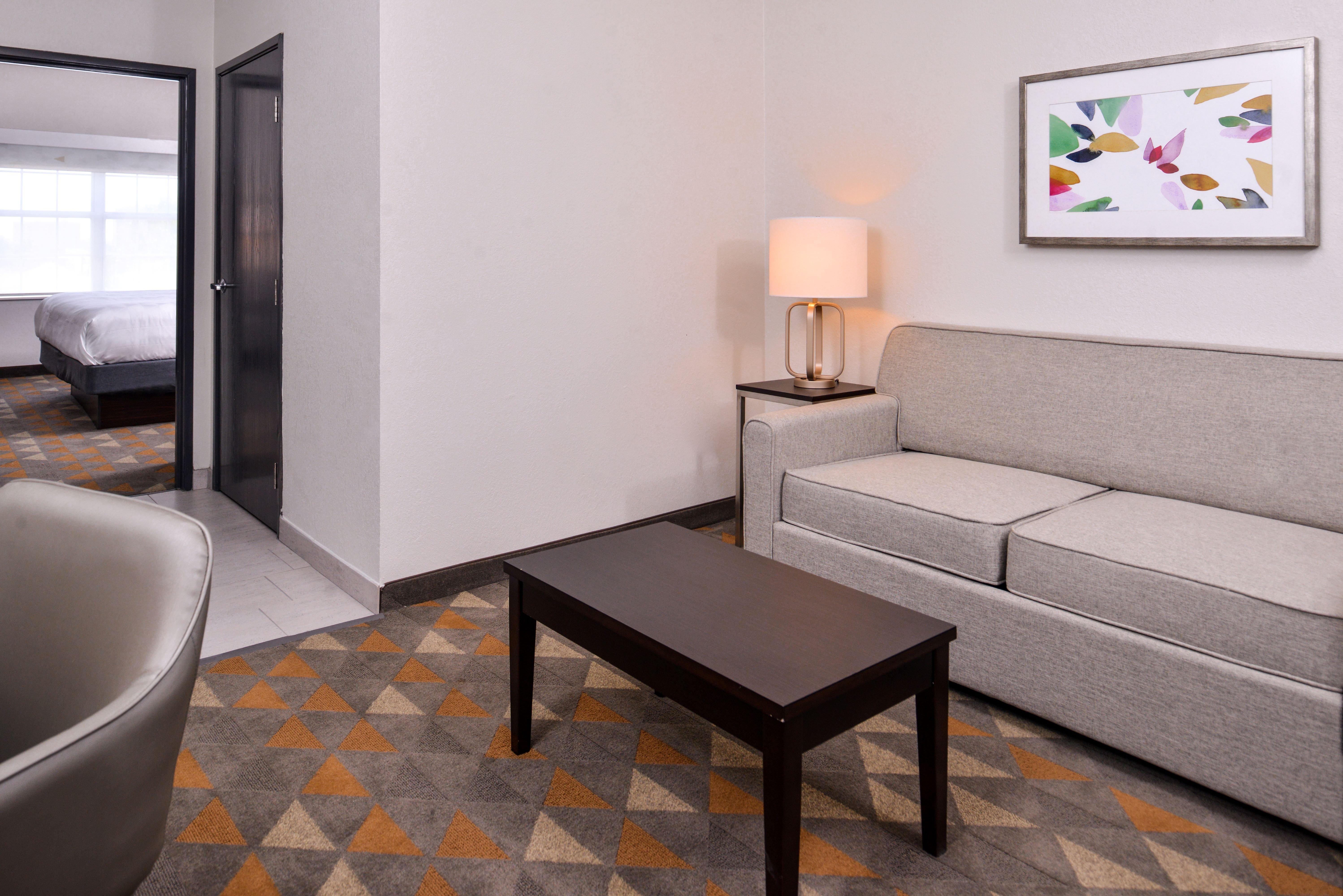 Holiday Inn And Suites Addison By Ihg Экстерьер фото