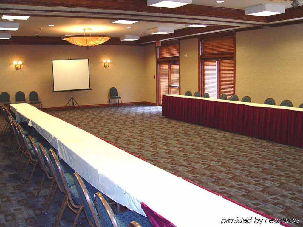 Holiday Inn And Suites Addison By Ihg Экстерьер фото